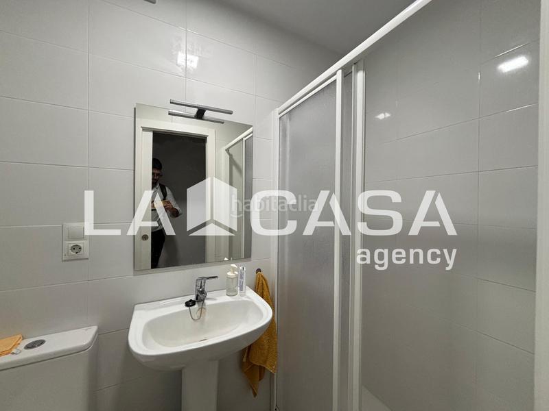 Foto 9ff98ea6-3974-4e57-b978-fa8d0be38623. Alquiler piso en Centro Montequinto