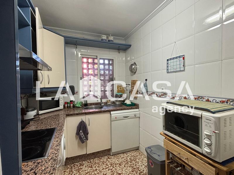 Foto e75beab5-7d99-4554-beb8-9c2b0dcb0987. Alquiler piso en Centro Montequinto
