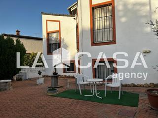 Chalet in Cerros de Montequinto