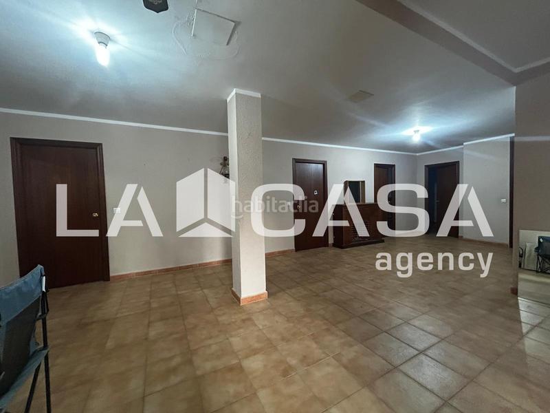 Foto c32615aa-26ff-4e71-82bf-bc067c990d11. Chalet in cerros de Montequinto Montequinto