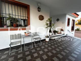 Chalet à Cerros de Montequinto