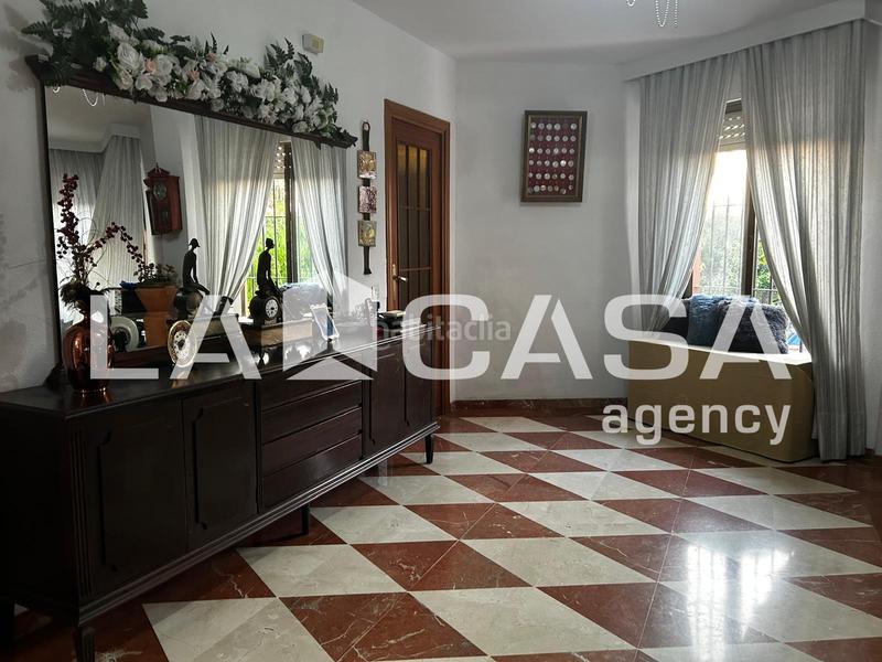Foto f5da940a-660b-4f86-a127-04e1bd4d8d7a. Xalet a cerros de Montequinto Montequinto