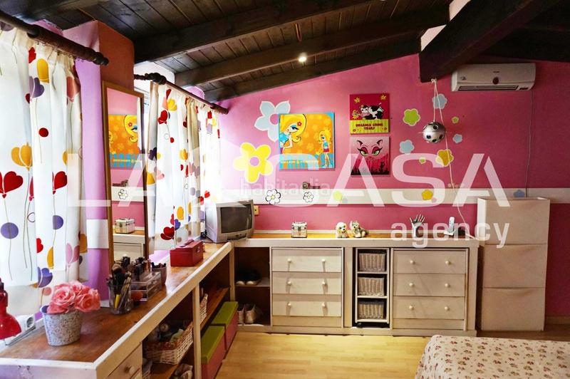Foto fd0152c7-ab0f-47dc-ac8e-7d34d4d7f9f3. Chalet en cerros de Montequinto Montequinto