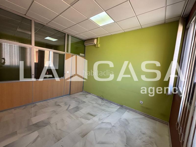 Foto 9c2c82ca-b78c-4430-a405-f5b3fff56684. Alquiler oficina en Condequinto Montequinto