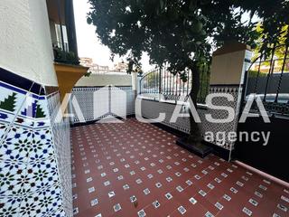 Casa adossada a Avenida de Europa