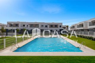 Casa a schiera in Entrenúcleos