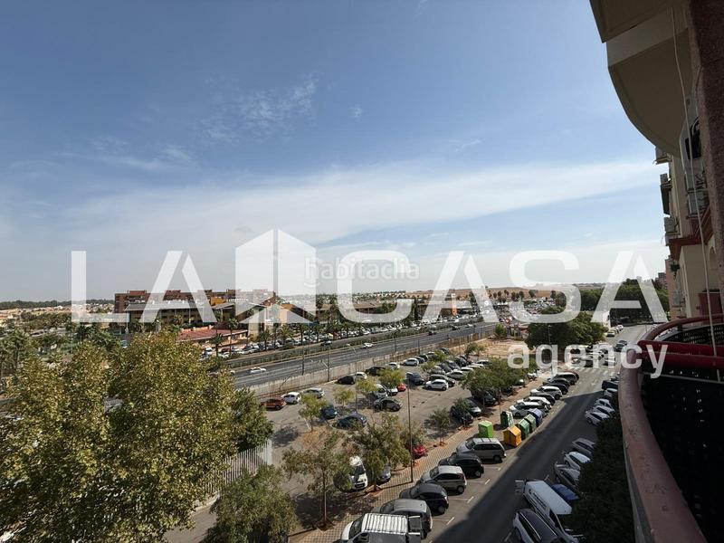 Foto f51a4abe-b683-491c-a967-d9c301fe3932. Appartement dans Centro Montequinto