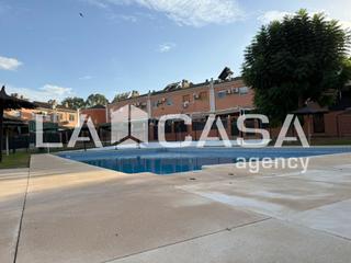 Casa a schiera in Avenida de Europa