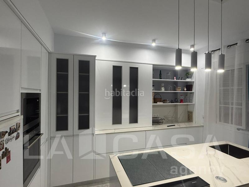 Foto 0b5f4e66-32e6-429e-a2bf-8c692611d1a7. Casa a schiera con parcheggio piscina in Olivar de Quintos Montequinto