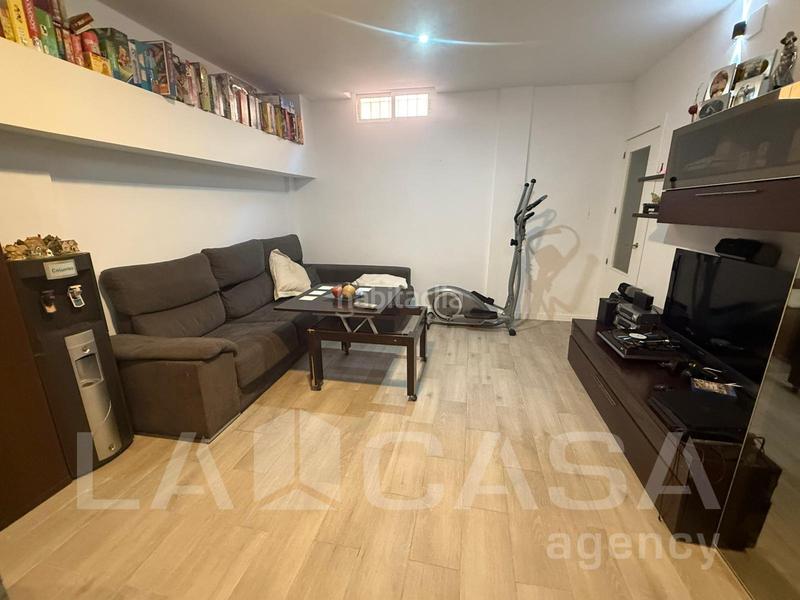 Foto 9223670b-1fe6-4aed-b1ba-736e1eaeefd1. Semi detached house with parking pool in Olivar de Quintos Montequinto