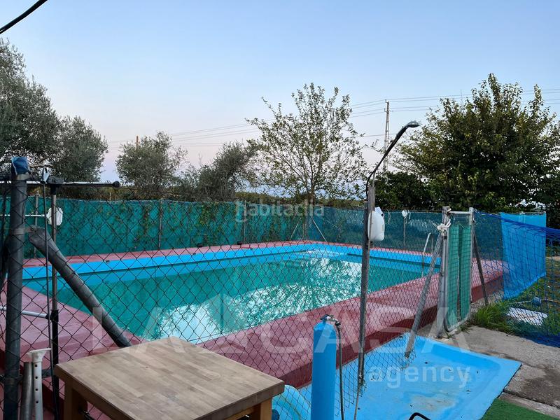 Foto f2aa9738-1c2d-42bf-8111-fca52e5f896f. Casa en Carmona