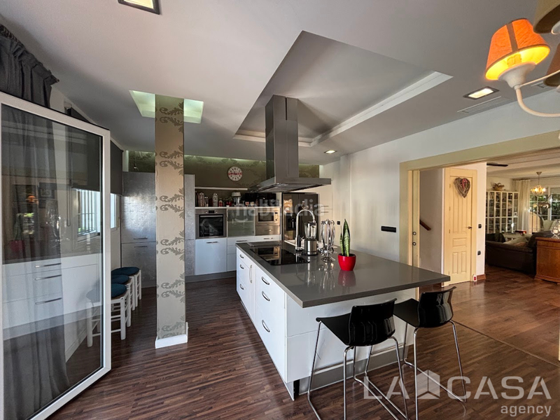 Foto fcd04679-06b7-4195-8676-5f89a4694c6c. Towny house with parking in Condequinto Montequinto