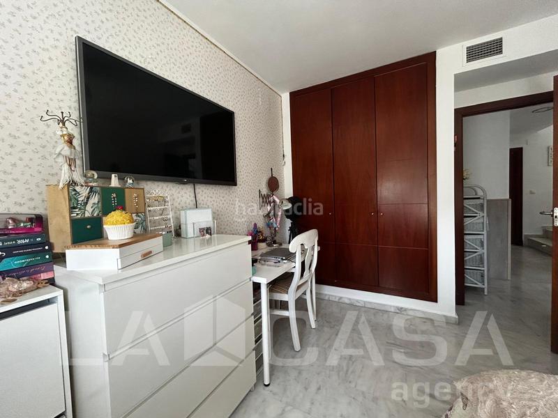 Foto 6f0fa29d-c330-49d6-a180-005f7bd5d1b1. Casa a schiera con riscaldamento parcheggio in Olivar de Quintos Montequinto