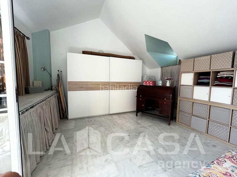 Foto e23ee11b-a70b-48d7-b5c3-311971d1a282. Casa adosada en Olivar de Quintos Montequinto