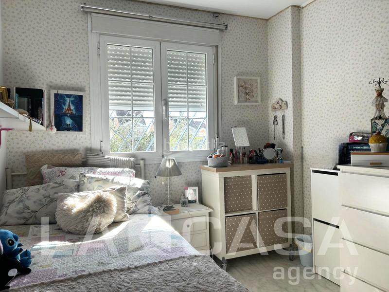 Foto 15d96054-5f33-432d-a59f-0112ae1b4bf9. Semi detached house with heating parking in Olivar de Quintos Montequinto