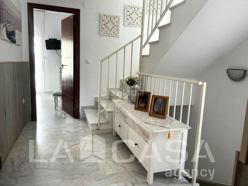 Foto 559af6ce-6d11-493c-9f2c-bbf4ab63f6a7. Semi detached house with heating parking in Olivar de Quintos Montequinto