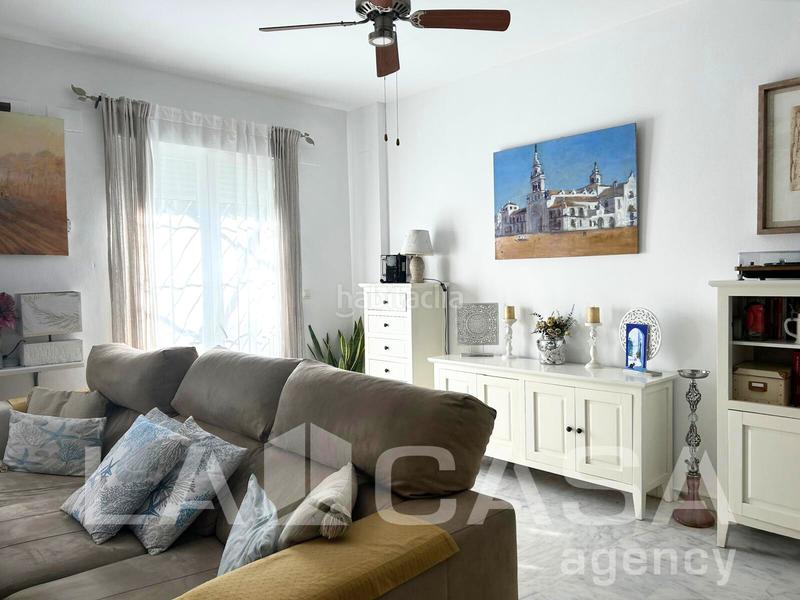 Foto 80279ce7-e8f3-4c0e-937a-91a05be3176f. Semi detached house with heating parking in Olivar de Quintos Montequinto