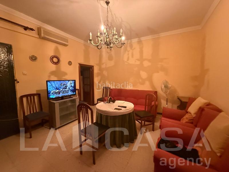 Foto 0e472817-bde0-43df-80ef-4510287ef6f6. Casa en Centro Alcalá de Guadaira