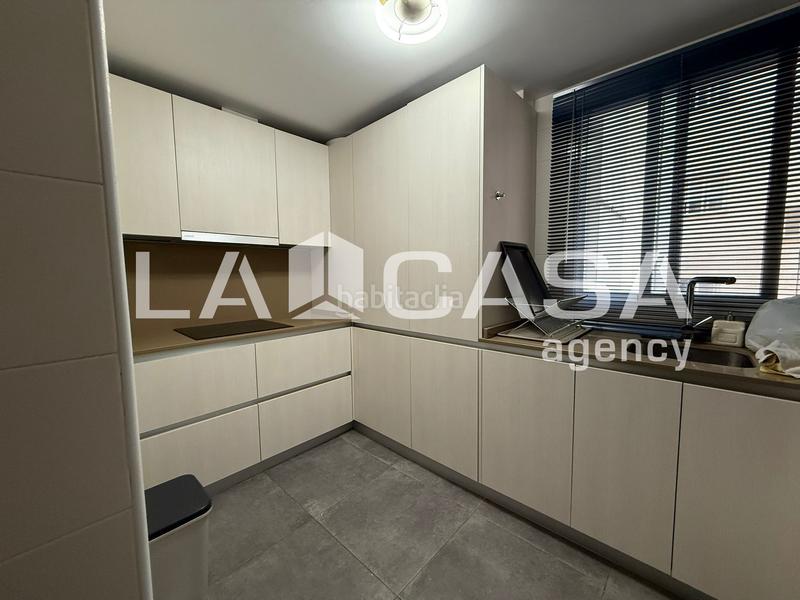 Foto aa3e329a-ef87-4369-b86a-6ab809612515. Location appartement avec parking dans Entrenúcleos Dos Hermanas