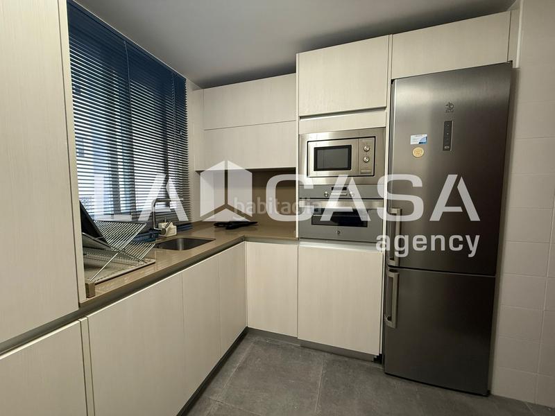 Foto d8920a58-63fb-4b0d-af36-39a11c4fb3c5. Location appartement avec parking dans Entrenúcleos Dos Hermanas