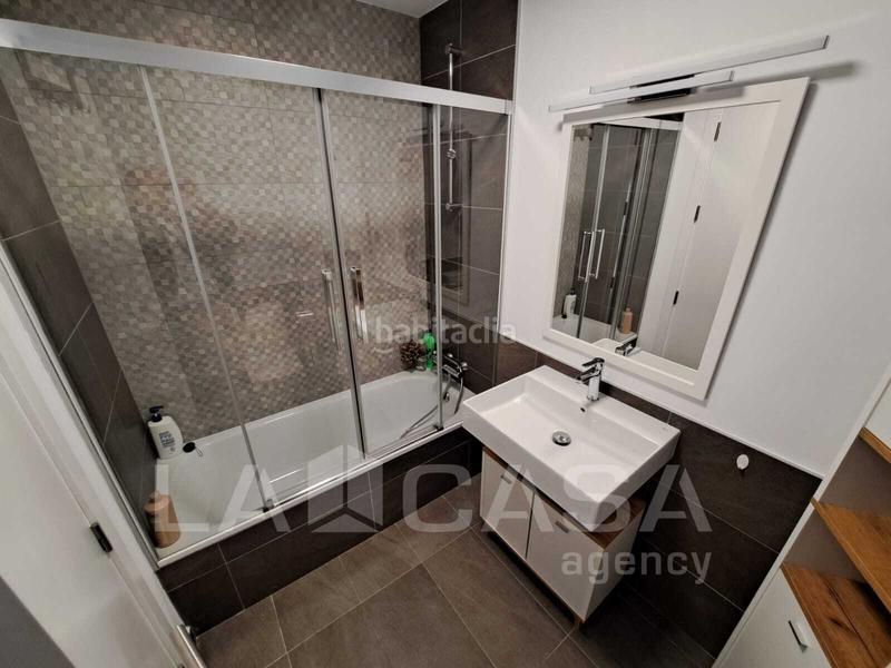 Foto fb7cedbd-cba2-4e83-9f97-095c9964af4e. Appartamento con parcheggio in Entrenúcleos Dos Hermanas