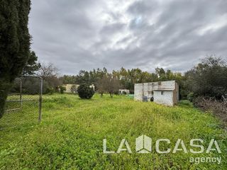 Residential Plot in Entrenúcleos