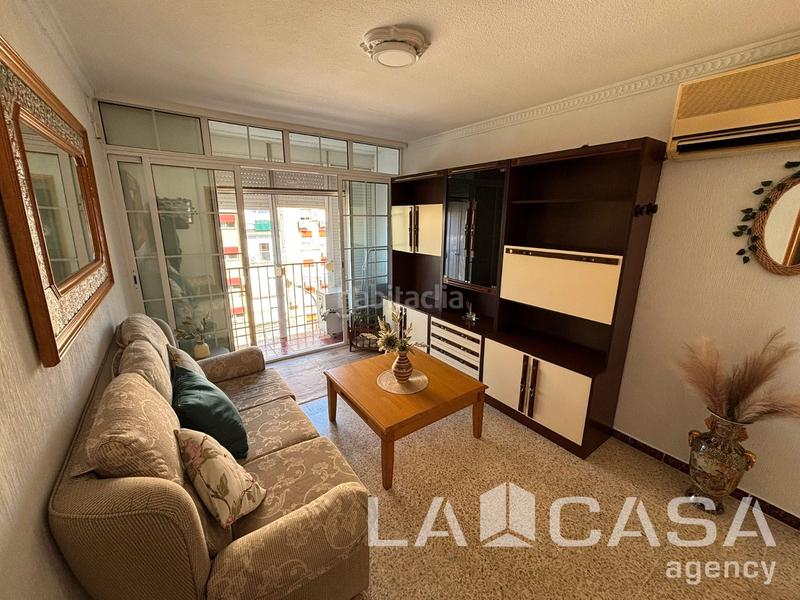 Foto 6e23a9a7-f8c5-4931-a0e2-ea7925395f36. Alquiler piso en Centro Montequinto