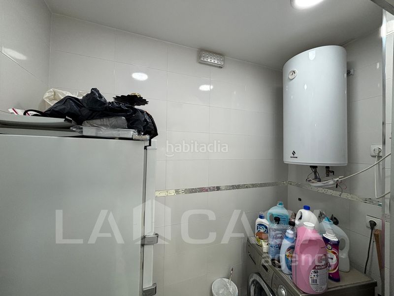 Foto 47983f0b-bed3-4887-85f1-71673017c3a4. Xalet amb aparcament a Entrenúcleos Dos Hermanas