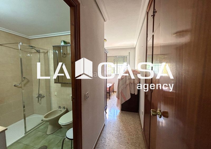 Foto 727fc0fe-d7a9-449c-b78d-93bea2974eb6. Pis a San Carlos - San José Sevilla