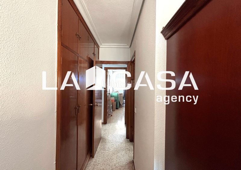 Foto b88600c4-7630-4186-bcef-88e47b425fe9. Pis a San Carlos - San José Sevilla