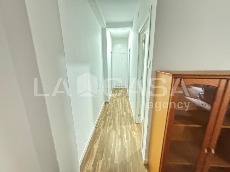 Foto ba8dfc06-629d-4ff0-921b-bd9437d891e1. Pis a Casco Antiguo Algeciras