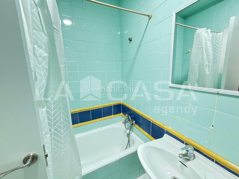 Foto c804ab06-b625-402f-8b4b-036aaa10e890. Pis a Casco Antiguo Algeciras