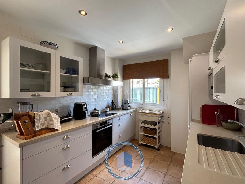 Foto 6009b572-97de-4527-a8ad-17c833907c21. Casa aparellada a Condequinto Montequinto