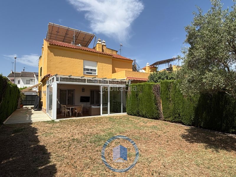 Foto 77d0ef72-57e3-421b-a420-23413a9b0fd8. Casa aparellada a Condequinto Montequinto