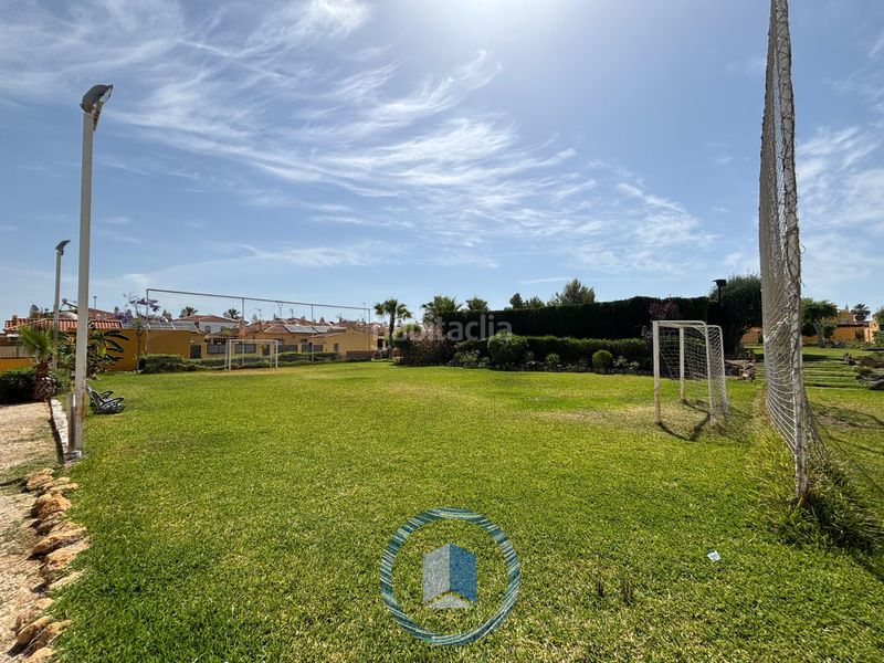 Foto e3a2c287-e630-4794-8078-8f18f16e648f. Casa aparellada a Condequinto Montequinto
