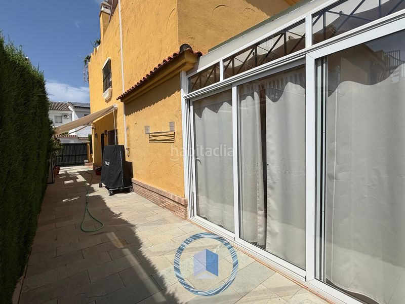 Foto edd660b1-1d0f-485c-afaf-77596da20bb4. Casa aparellada a Condequinto Montequinto