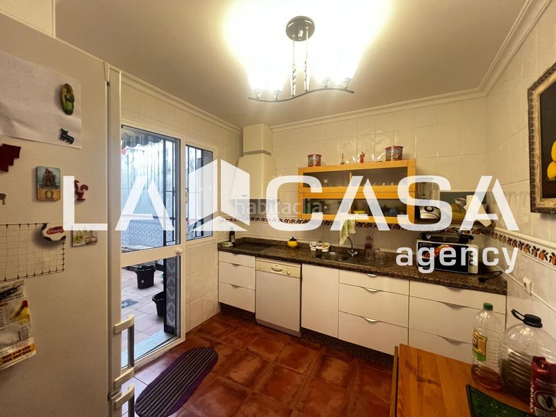 Foto 94e2eaba-d3c3-48c4-a2d7-f39e506010f0. Casa a Centro - Doña Mercedes Dos Hermanas