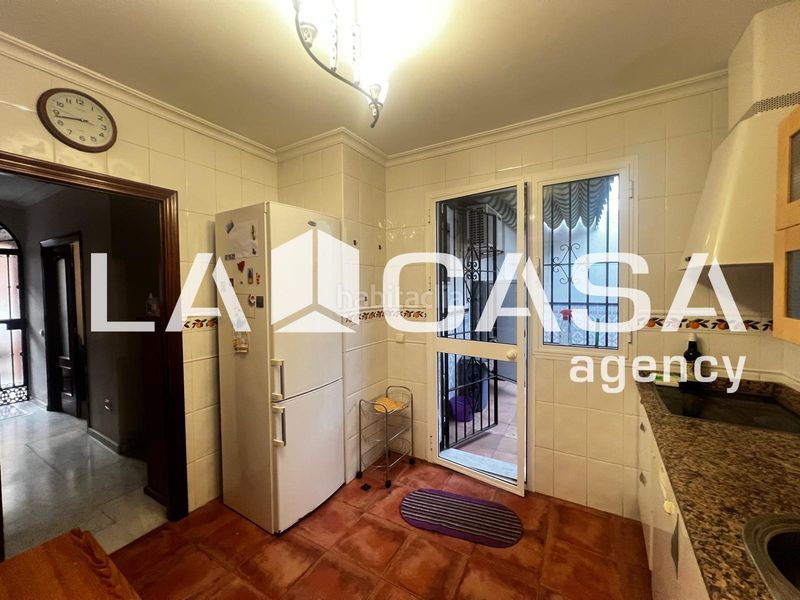 Foto f9f1a55b-b38e-45c4-a450-87d5a4216a0f. Casa a Centro - Doña Mercedes Dos Hermanas