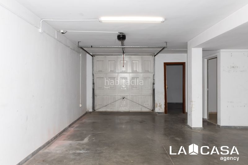 Foto 76f20736-c258-40d1-9560-1e7ce3d858c8. Casa aparellada amb aparcament a La Motilla - Fuente del Rey Dos Hermanas