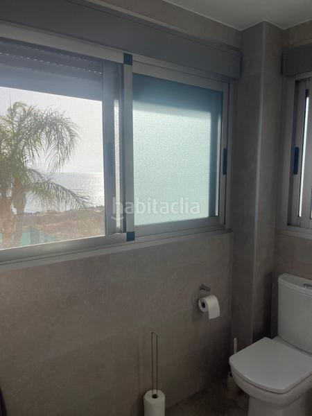 Foto 01d7a85a-fb8f-4660-94ba-391648f315e9. Chalet  de lujo delante del mar en Playa Burriana