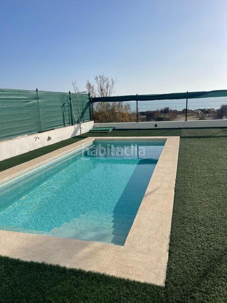 Foto d51bedfb-fda8-495a-900e-0cac1f6f6504. Chalet  de lujo delante del mar en Playa Burriana