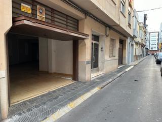 Aparcament cotxe a Centro. Garaje en burriana