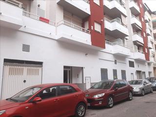 Aparcament cotxe a Playa. Garaje en burriana