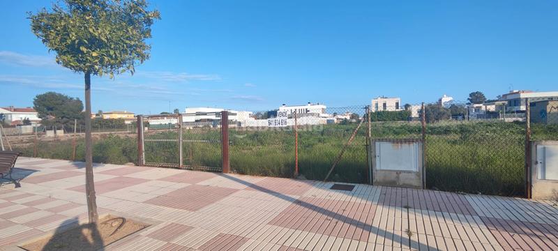 Foto 253e8afe-fc70-48cb-abbc-2ca6000fd9e2. Terreno residenziale in Playa Burriana