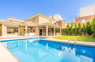 Xalet a Playa. Chalet en burriana