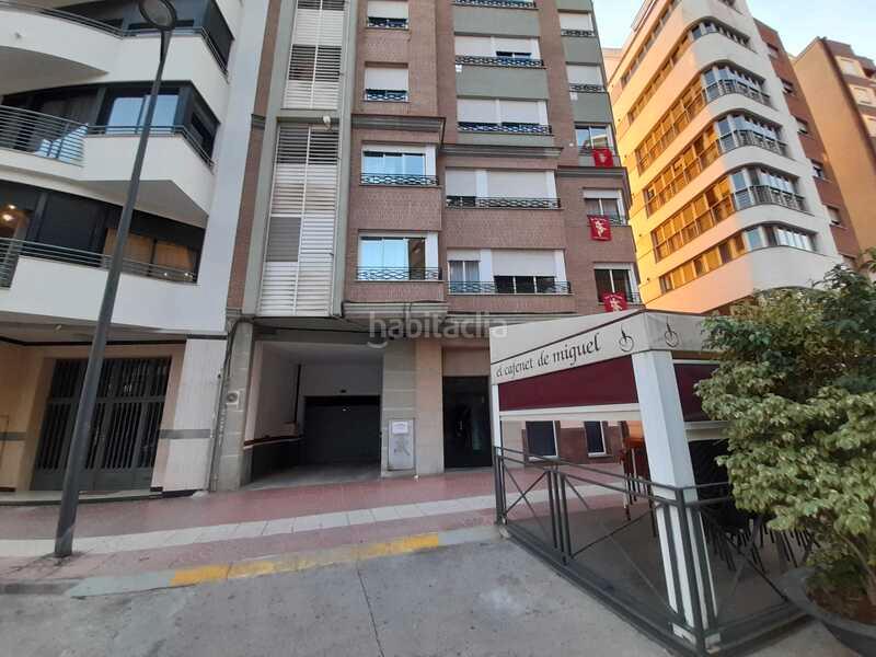 Foto fa6d395c-120d-4808-9871-874908a23b6f. Aparcament cotxe a Camino de Onda-Salesianos Burriana