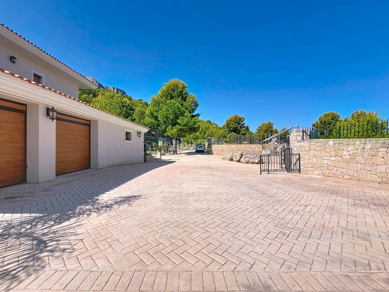 Foto 4816b91b-84c2-419a-9e95-4e31797c552e. Chalet mit parking pool in La Nucia Pueblo Nucia (la)