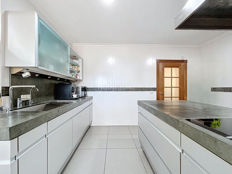 Foto d6fa9f18-eba8-4f6f-888d-f51f9cbb98a0. Chalet mit parking pool in La Nucia Pueblo Nucia (la)