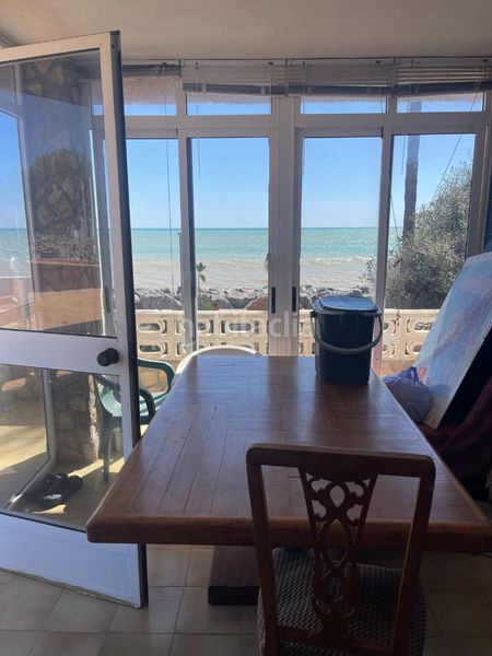 Foto e7d90d9b-0248-43f3-8bd3-ca9050d4b2c9. Xalet a Playa Burriana