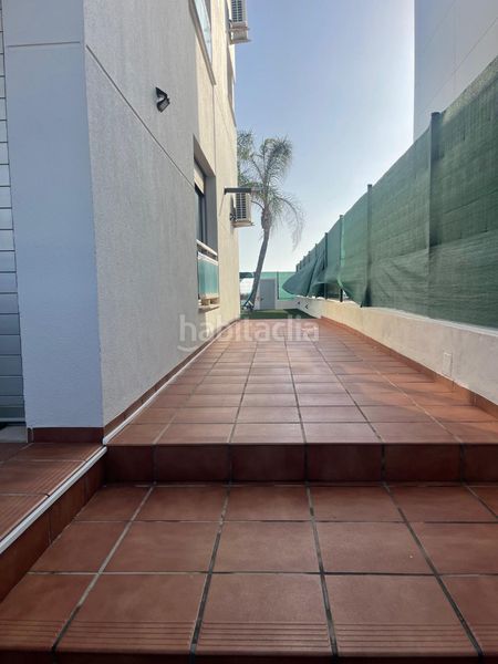 Foto b7467240-a8fc-4952-a63a-488537622fa9. Affitto chalet con parcheggio piscina in Playa Burriana